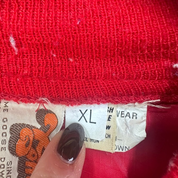 Vintage 70s Down Bomber Jacket Mens XL Red Quilted Snap Front Boxy Smokers Coat - Picture 5 of 8